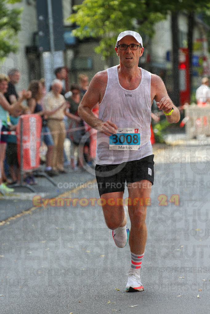 220625_1637_EX1_4762 | Sportfotografie im Rhein-Sieg Kreis, Köln, Bonn, NRW, Rheinland Pfalz, Hessen, etc. Unser Tätigkeitsfeld umfasst den Laufsport vom Volkslauf über den Marathon, Duathlon, Triathon bis zum Ultralauf wie Kölnpfad Ultra oder Schindertrail.
