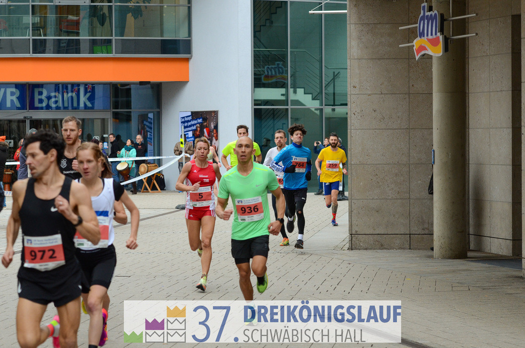 VR Bank Hauptlauf 10000m | 3 Koenigslauf 2023 - Realisiert mit Pictrs.com