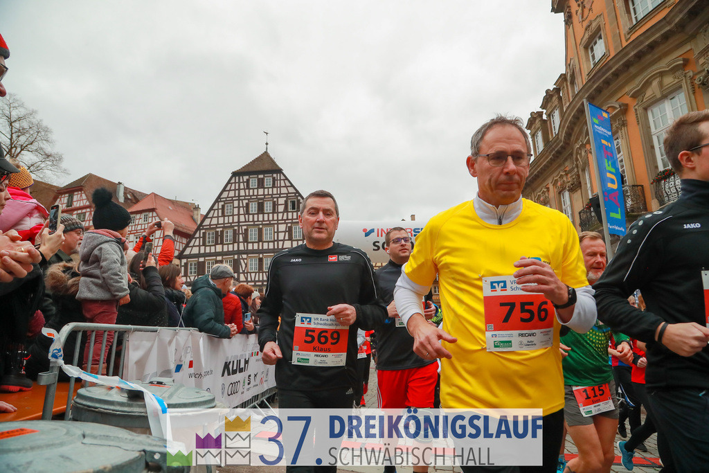 VR Bank Hauptlauf 10000m | 3 Koenigslauf 2023 - Realisiert mit Pictrs.com