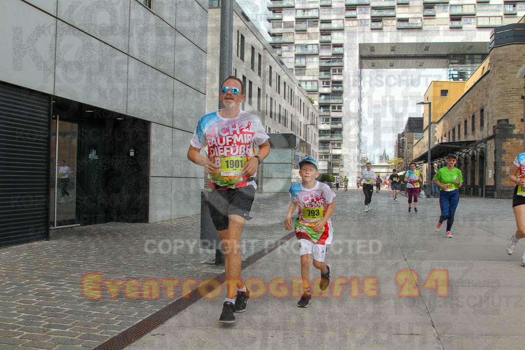 250920_1333_EV4_6077 | Sportfotografie im Rhein-Sieg Kreis, Köln, Bonn, NRW, Rheinland Pfalz, Hessen, etc. Unser Tätigkeitsfeld umfasst den Laufsport vom Volkslauf über den Marathon, Duathlon, Triathon bis zum Ultralauf wie Kölnpfad Ultra oder Schindertrail.