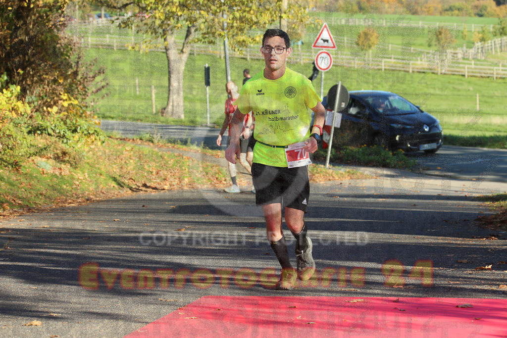 221113_1314_EX1_9575 | Sportfotografie im Rhein-Sieg Kreis, Köln, Bonn, NRW, Rheinland Pfalz, Hessen, etc. Unser Tätigkeitsfeld umfasst den Laufsport vom Volkslauf über den Marathon, Duathlon, Triathon bis zum Ultralauf wie Kölnpfad Ultra oder Schindertrail.