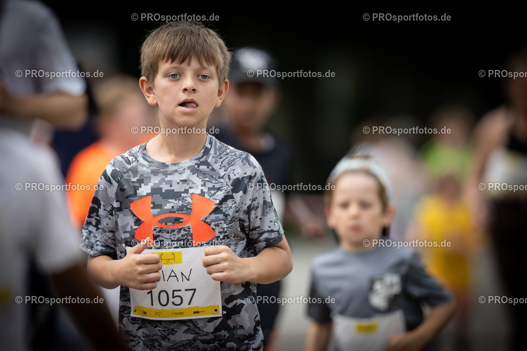 Stadionlauf Köln, 26.05.2024 | Impressionen von Stadionlauf Köln am 26.05.2024 rund um das RheinEnergie-Stadion in Koeln-Müngersdorf.