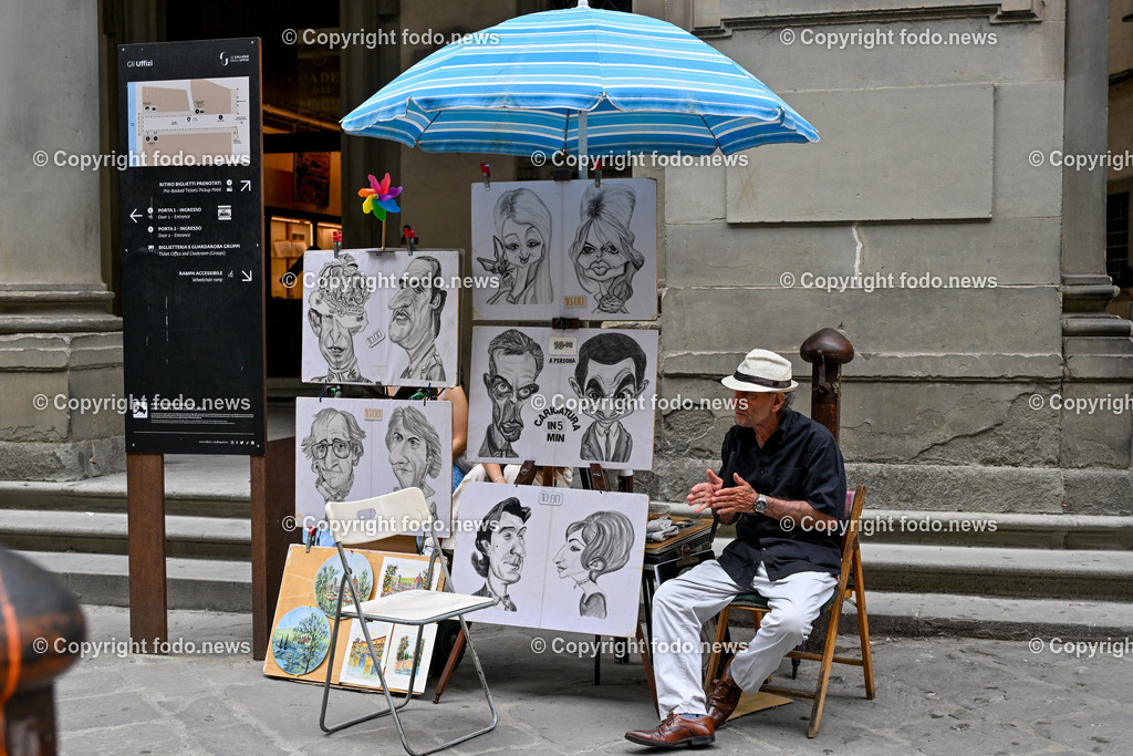 Italien_ Toscana_ Florenz_ 30.05.2024-176 | 30.05.2024, Italien, ITA, Toskana, Florenz im Bild Stadtansichten, Gebäude, Architektur, Touristen, Historisch, Souvenir, Altstadt, Museum, Statuen, Skulpturen, Piazza della Signoria, Statue David, Palazzo Vecchio, Neptunbrunnen, Piazza della Repubblica, Ponte Vecchio, Brücke, Uffizien, Kathedrale Santa Maria del Fiore, Arno, Fluß


Florenz, Firenze, ist eine italienische Großstadt. Nach Einwohnern ist sie die achtgrößte Stadt Italiens. Florenz ist die Hauptstadt sowie größte Stadt der Region Toskana und der Metropolitanstadt Florenz, in der etwa eine Million Menschen leben. Florenz ist für seine Geschichte berühmt. Leonardo da Vinci verbrachte große Teile seiner Jugend in Florenz, Michelangelo fand Unterschlupf in der Kirche der Medici, Galileo Galilei wohnte als Hofmathematiker in den Palästen der Medici. Von 1865 bis 1871 war die Stadt die Hauptstadt des neu gegründeten Königreichs Italien. Das historische Zentrum von Florenz zieht Jahr für Jahr Millionen von Touristen an. Die historische Innenstadt wurde von der UNESCO im Jahre 1982 zum Weltkulturerbe erklärt. 
Quelle: Wikipedia
