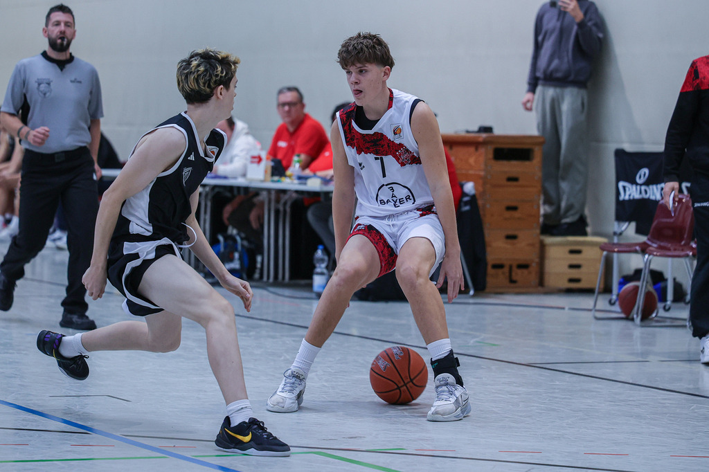 JBBL BAYER GIANTS vs Team BonnKöln RAG-14 | Fotos von Basketballspielen aus dem Raum NRW fotografiert von Gero Mueller-Laschet und Daniel Schaefer - Realisiert mit Pictrs.com