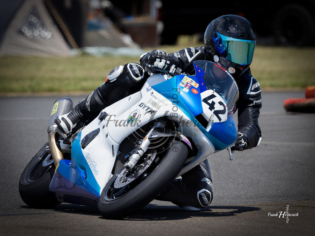 Motorrad Klassik Walldürn 2026  | Frank Herberich Fotografie, Frank Herberich, Fotografie, Hochzeit, Portrait, St. Peter Ording, Ording, Westerhever, Nordsee, Frank Fotografie, Hardheim,  Odenwald,Walldürn, Band,Eventfotografie - Realisiert mit Pictrs.com