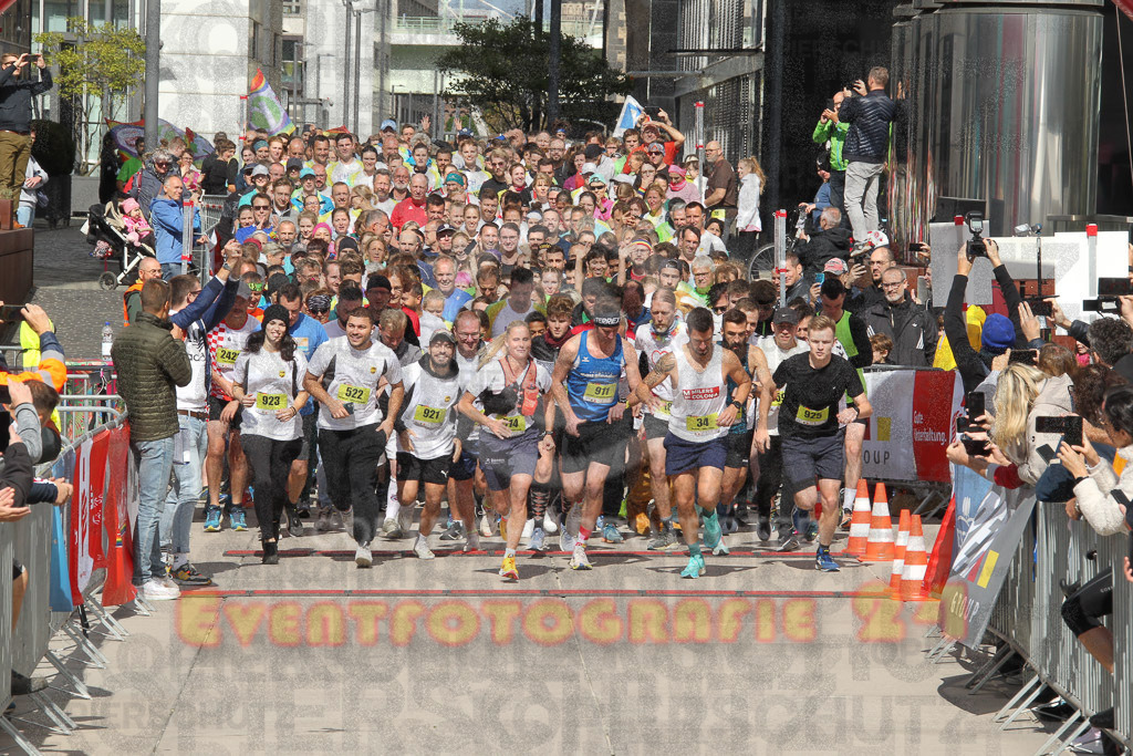 220917_1259_EV4_5995 | Sportfotografie im Rhein-Sieg Kreis, Köln, Bonn, NRW, Rheinland Pfalz, Hessen, etc. Unser Tätigkeitsfeld umfasst den Laufsport vom Volkslauf über den Marathon, Duathlon, Triathon bis zum Ultralauf wie Kölnpfad Ultra oder Schindertrail.