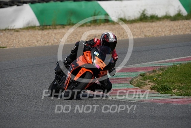 2024_05_14_PBK_22446 | Sportfotografie; SlowMotion; Video; Rennstrecke; Hafeneger; Speer; Racing; RSE; BMW; CBO; Trackday; Motorsportarena; Hockenheimring; Brno; Most; Barcelona; Valencia