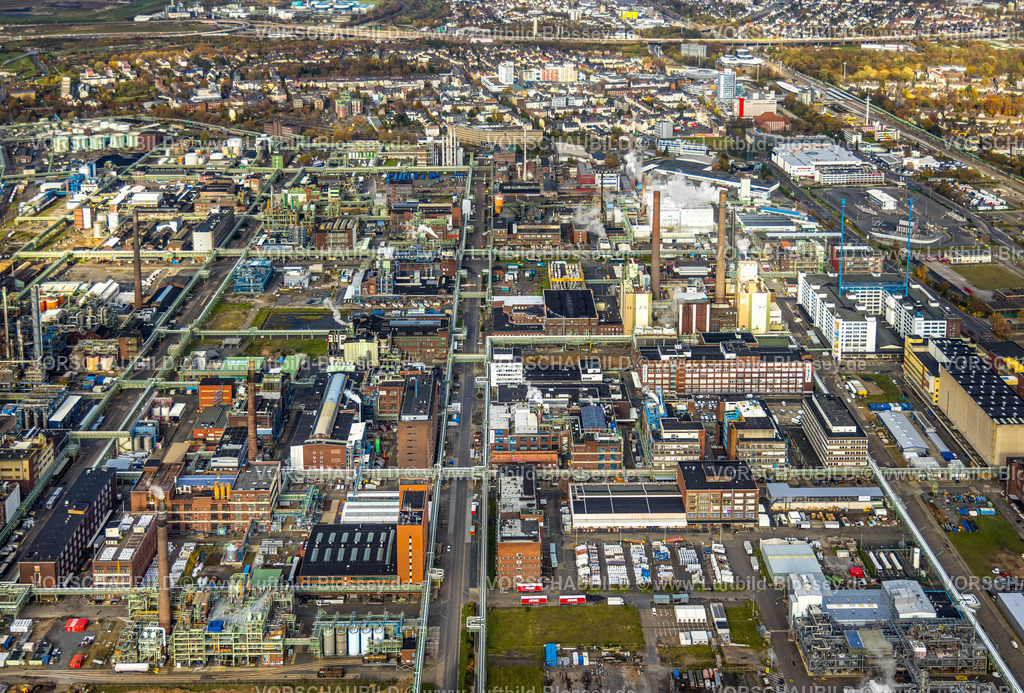Leverkusen231100644BayerLeverkusen Bayer AG | Luftbild, Chempark Leverkusen Chemiepark (ehemals Bayerwerk) Industrieanlage, Wiesdorf, Leverkusen, Rheinland, Nordrhein-Westfalen, Deutschland