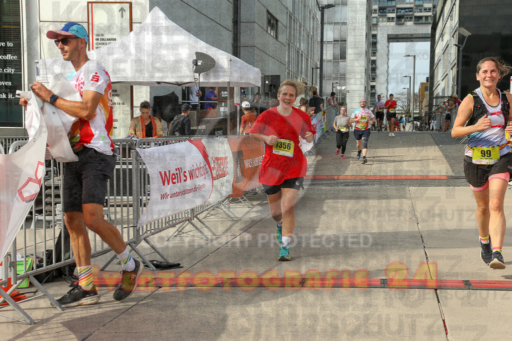250920_1532_EX1_9851 | Sportfotografie im Rhein-Sieg Kreis, Köln, Bonn, NRW, Rheinland Pfalz, Hessen, etc. Unser Tätigkeitsfeld umfasst den Laufsport vom Volkslauf über den Marathon, Duathlon, Triathon bis zum Ultralauf wie Kölnpfad Ultra oder Schindertrail.