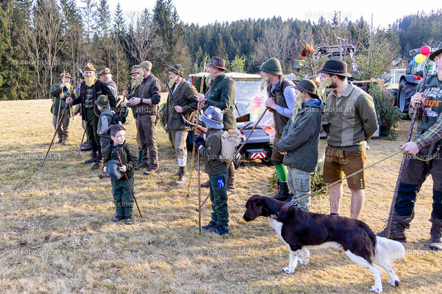 Bärentreiben in Steuerberg | Bildershop von pixelworld.at - Realisiert mit Pictrs.com