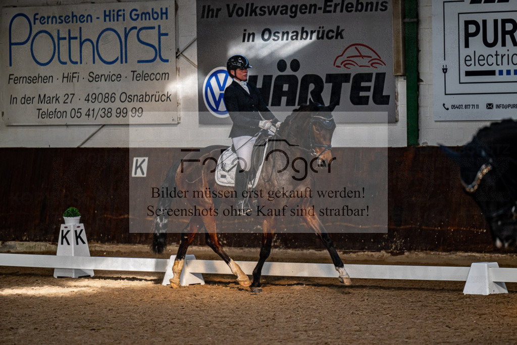 20240308-DOS_4567 | Entdecke hochwertige Reitturnierfotos von Foto Oger. Professionell, emotional und authentisch – jetzt Lieblingsmomente im Shop bestellen.Deutschlandweite Turnierfotografie. - Realisiert mit Pictrs.com