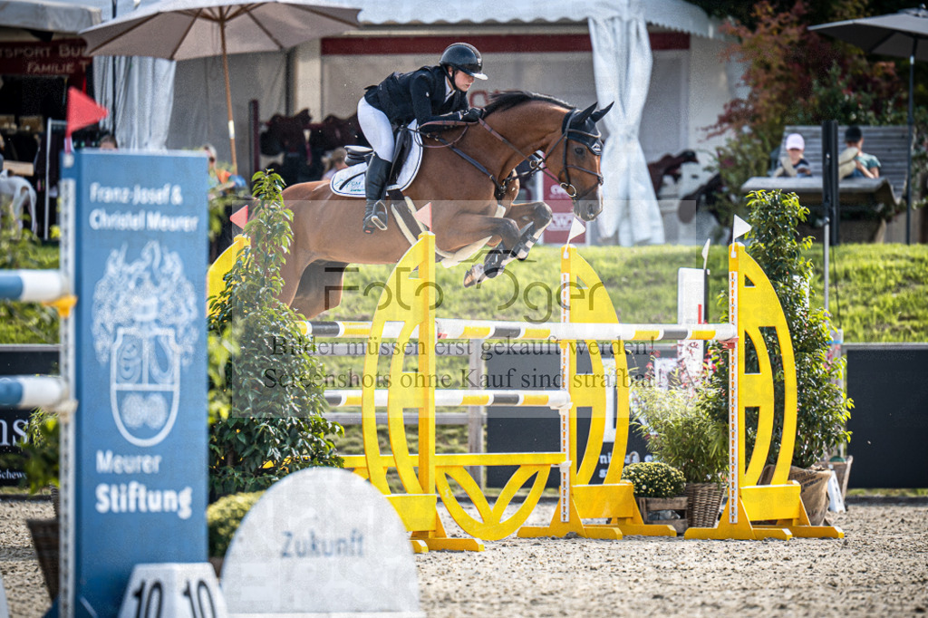 DOS_1122 | Entdecke hochwertige Reitturnierfotos von Foto Oger. Professionell, emotional und authentisch – jetzt Lieblingsmomente im Shop bestellen.Deutschlandweite Turnierfotografie. - Realisiert mit Pictrs.com
