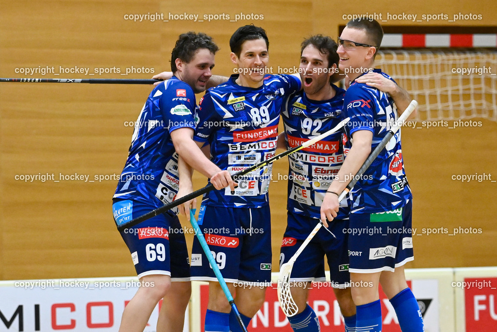 VSV Unihockey vs. KAC Floorball 4.2.2023 | #69 Marco Leurer, #92 Ingolf Gunnar Natmessnig, #89 Robert Rauter, #59 59 Nino Forelli, Jubel VSV Unihockey Mannschaft