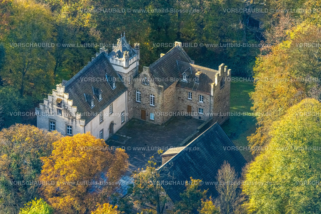 Hagen221015373 | Luftbild, Wasserschloss Werdringen im Herbstwald, Vorhalle, Hagen, Ruhrgebiet, Nordrhein-Westfalen, Deutschland