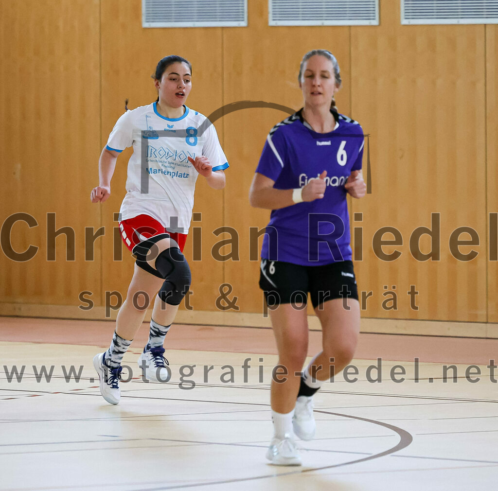 2023-03-18_041_SpVgg_Altenerding_II_gegen_HSG_Freising-Neufahrn_II | Erding, Deutschland, 18.03.2023:
Handball, Bezirksliga Frauen Altbayern 2022 / 2023, 14. Spieltag, SpVgg Altenerding II gegen HSG Freising-Neufahrn II, Endergebnis: 25:27

Eduarta Krasnigi (HSG Freising-Neufahrn, #8), Elisabeth Bauschmid (SpVgg Altenerding, #6)

Foto: Christian Riedel / fotografie-riedel.net