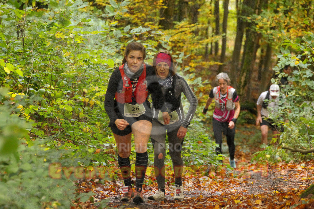 251026_1247_EV4_5833 | Sportfotografie im Rhein-Sieg Kreis, Köln, Bonn, NRW, Rheinland Pfalz, Hessen, etc. Unser Tätigkeitsfeld umfasst den Laufsport vom Volkslauf über den Marathon, Duathlon, Triathon bis zum Ultralauf wie Kölnpfad Ultra oder Schindertrail.