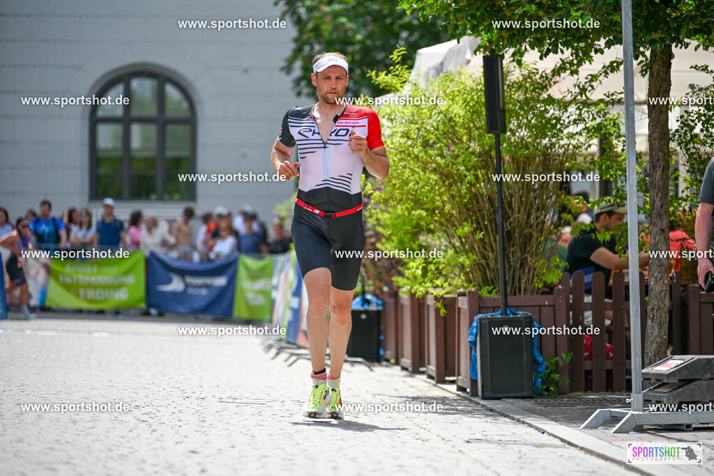 SZI_7364 | Stadttriathlon Erding 2025. #yourpictrs #sportshot_your_pictrs @Sportshotphotography #stadttriathlonerding Copyright: www.sportshot.de