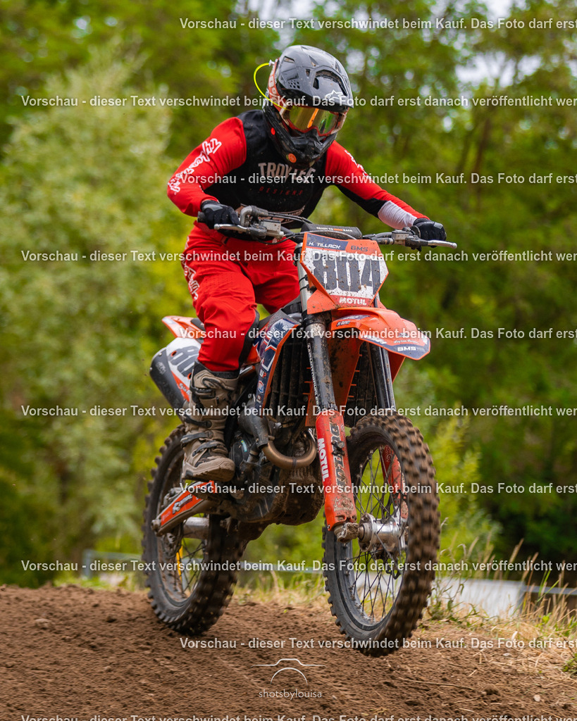 07_05_BernauerSchleife-8123 | Sportfotografin aus Berlin-Brandenburg mit Fokus auf Motocross. Ich halte deine sportliche Leistung und echte Emotionen auf und neben der Strecke professionell fest. Entdecke die Fotos von deinem Rennen und bestelle sie direkt hier im Shop.