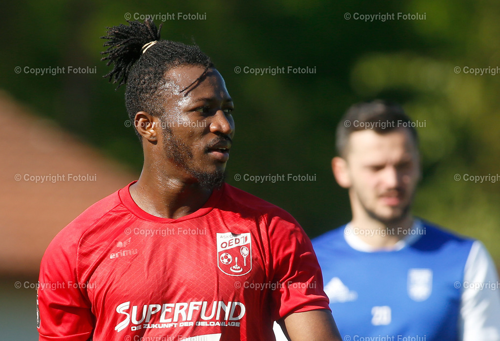 A_LUI_27042024_57 | SPORT,FUSSBALL,LT1 OOE LIGA ASKOE OEDT-UNION EDELWEISS LINZ 27.04.2024 IM BILD:EMMANUL CHINONSO EZIKWE  (OEDT)  FOTO:FOTOLUI