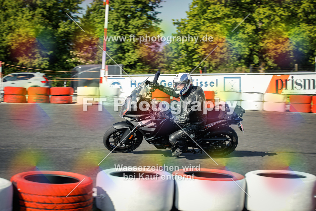 OBK_Mai_Volker_Adam-10085 | Hier findet Ihr Bilder von Touristenfahrten auf der Nürburgring Nordschleife oder von anderen Veranstaltungen die ich besucht habe. Viel Spass beim Durch Schauen 