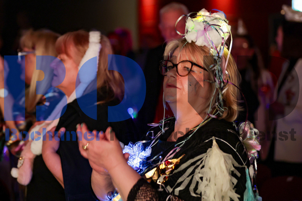 SES_GROBOKA20250208-46 | bond - Realisiert mit Pictrs.com