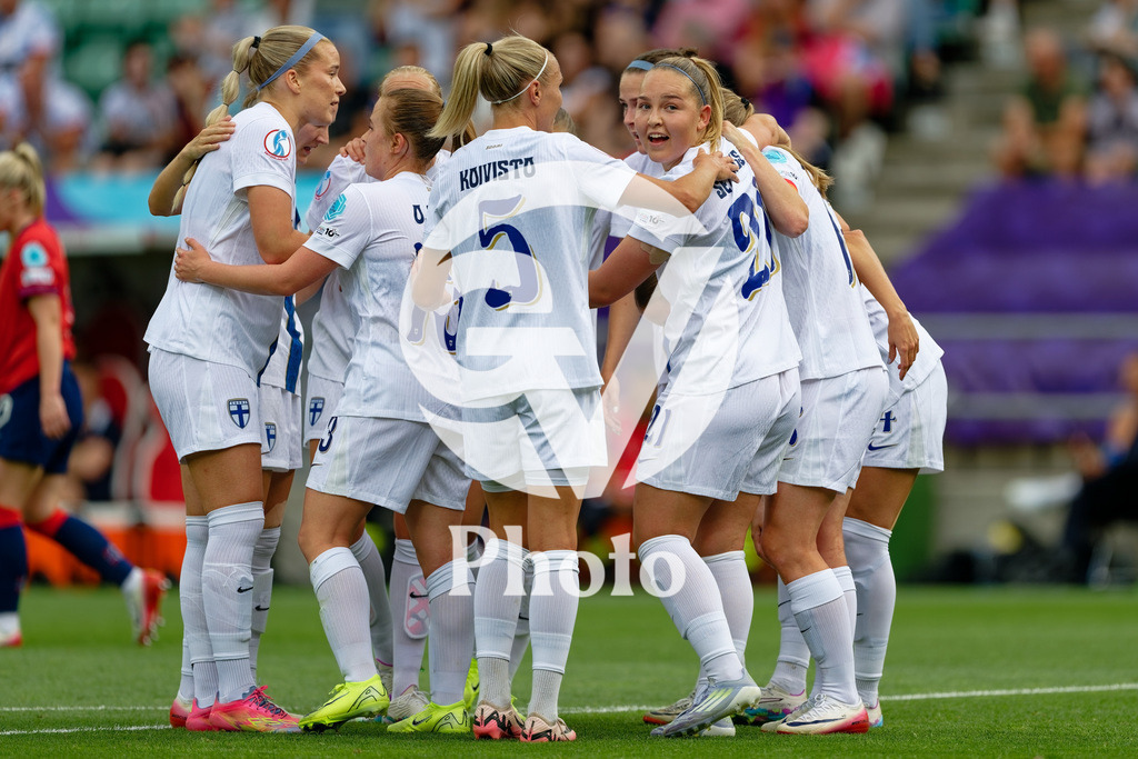 Norway v Finland - UEFA Women's EURO 2025 Group A | SION, SWITZERLAND - JULY 6: Oona Sevenius of Finland celebrates after scoring her team's first goal with teammates  during the UEFA Womens EURO 2025 Group A match between Norway and Finland at Stade de Tourbillon on July 6, 2025 in Sion, Switzerland. (Photo by Giuseppe Velletri/Sports Press Photo/Getty Images)