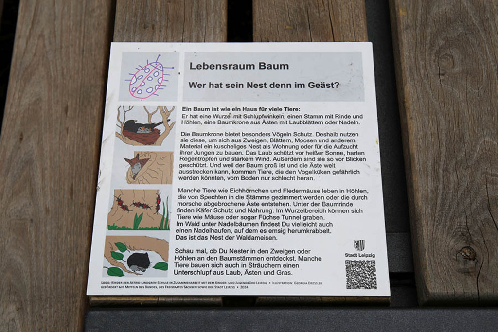 Mariannenpark - Ehrenhain | Entdecke über 20 Kategorien Leipzig-Motive: Foto-Downloads, hochwertige Poster, Leinwand- & Fine-Art-Prints. Jetzt Lieblingsfoto im Bildlexikon Leipzig Shop bestellen!