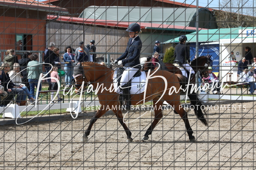 AZ2A3557 | Benjamin Bartmann Photomoments