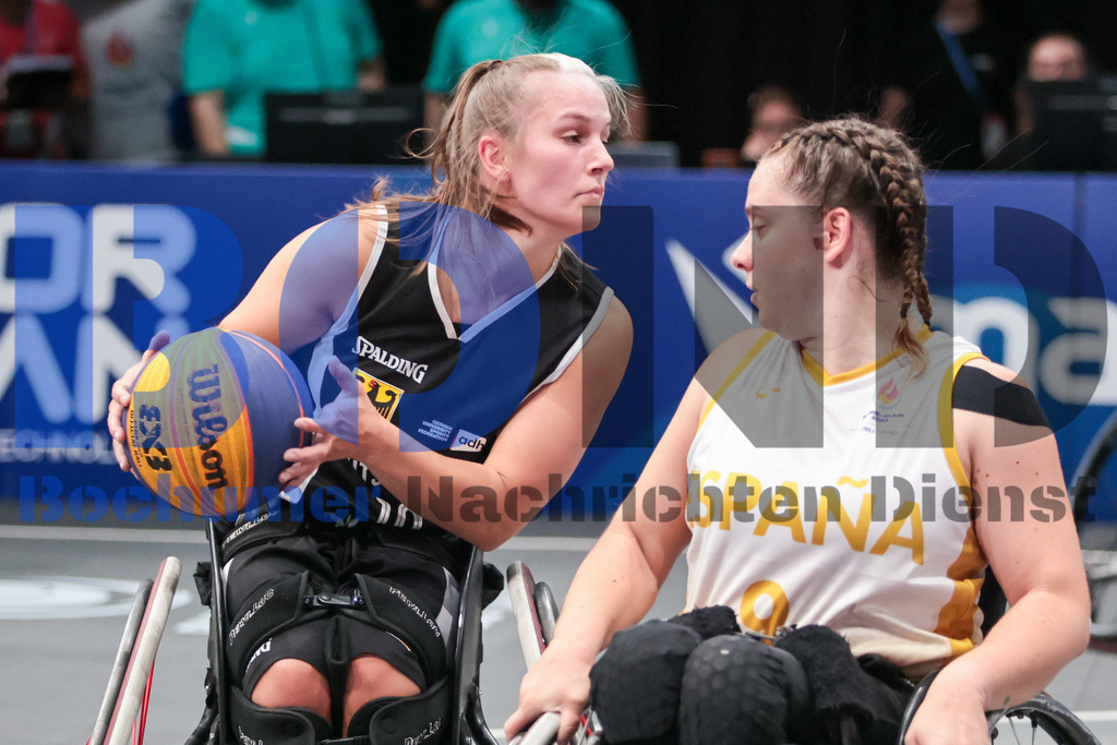 SES_RRG3x320250720-173 | bond - Realisiert mit Pictrs.com