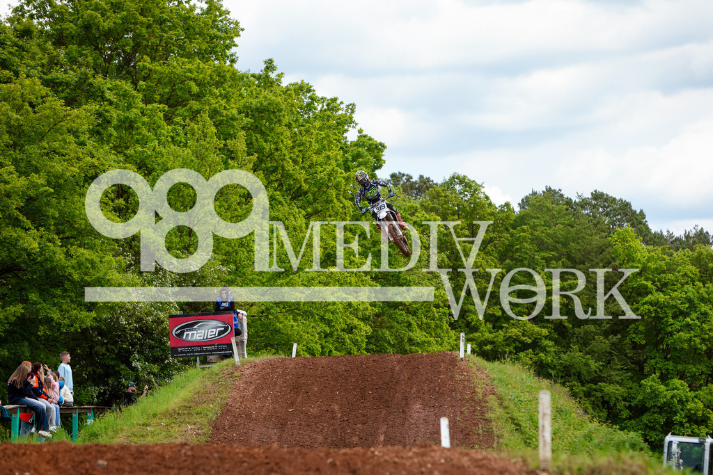 5E6A2871 | 989 MEDIAWORK