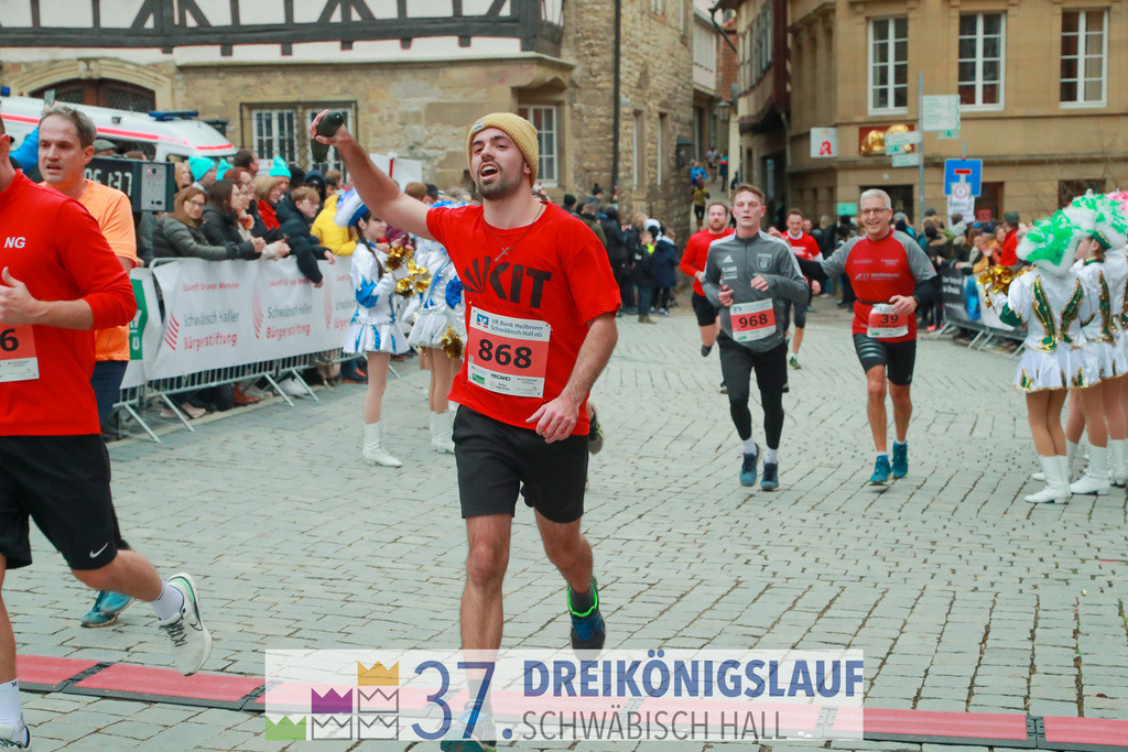 VR Bank Hauptlauf 10000m | 3 Koenigslauf 2023 - Realisiert mit Pictrs.com