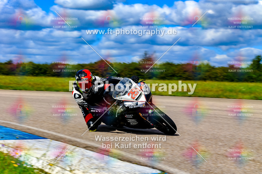 _OUR6520 | Hier findet Ihr Bilder von Touristenfahrten auf der Nürburgring Nordschleife oder von anderen Veranstaltungen die ich besucht habe. Viel Spass beim Durch Schauen 