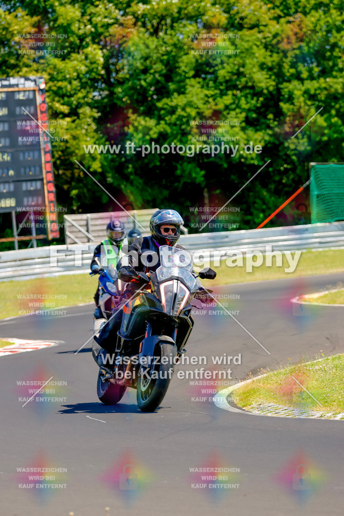 _MOT9454 | Hier findet Ihr Bilder von Touristenfahrten auf der Nürburgring Nordschleife oder von anderen Veranstaltungen die ich besucht habe. Viel Spass beim Durch Schauen 