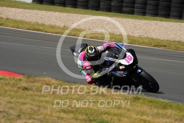 2025_08_30_PBK_22476 | Sportfotografie; SlowMotion; Video; Rennstrecke; Hafeneger; Speer; Racing; RSE; BMW; CBO; Trackday; Motorsportarena; Hockenheimring; Brno; Most; Barcelona; Valencia