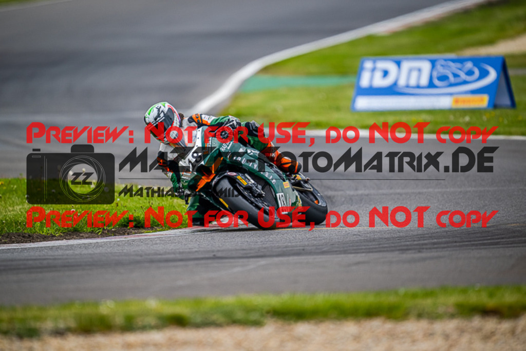 MaZZes_FotoMatrix_220508_92701 | Fotograf Mathias Schmid
Sportfotograf,
Eventfotograf,
Hochzeitsfotograf,
Portraitfotograf