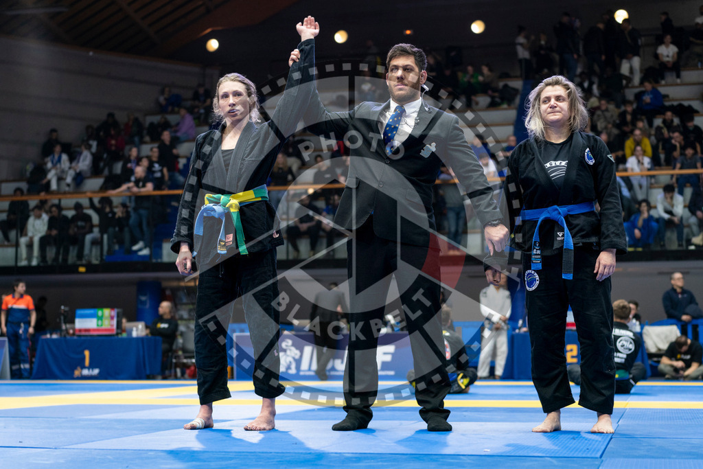 20240121PBB6876 | Fighters compete during the second day of the IBJJF European Championship in Paris, France, on January 21, 2024.
