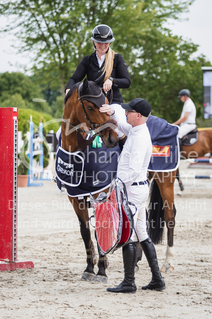 250531_MayDays_M2-SpringenmstAnf-834 | Deine schönsten Turniermomente als professionelle Fotos! Entdecke hochwertige Pferdesport-Fotografie im Online-Shop. Jetzt Fotos finden & bestellen!