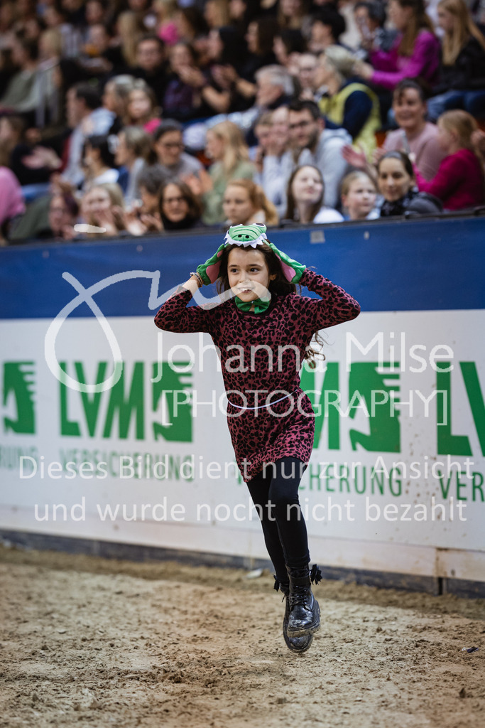 240113_Münster_Kostümspringen-356 | Deine schönsten Turniermomente als professionelle Fotos! Entdecke hochwertige Pferdesport-Fotografie im Online-Shop. Jetzt Fotos finden & bestellen!