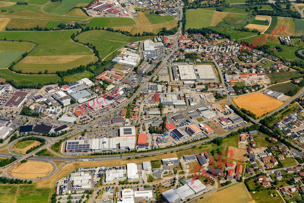 janahof-cham-fotograf-fuer-luftbildaufnahmen-484-2023 | Das Luftbild zeigt : Janahof Cham - Die Luftaufnahme wurde 2023 vom UL-Flugzeug aus erstellt ( keine Drohne ) - 
Hochauflösende Luftaufnahme - Für grossformatige Ausdrucke geeignet. Die Geschenkidee !
Mit Lizenz und Bildrechte bestellbar