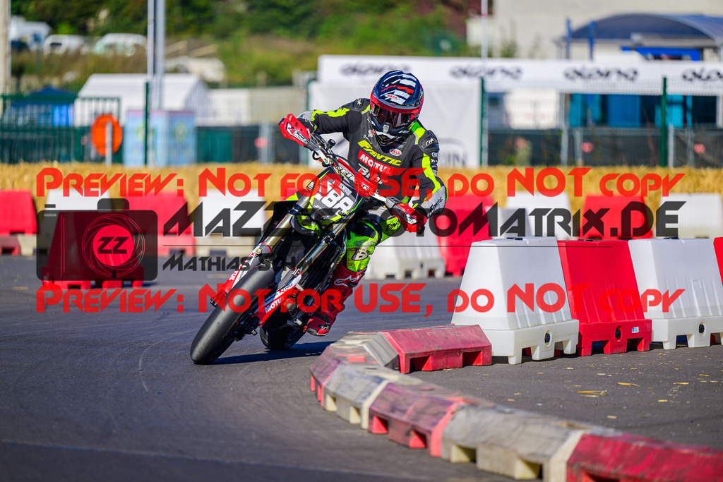 MaZZes_Fotomatrix_20241005_6021986_1590 | SENIOR