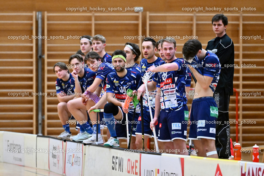VSV Unihockey  vs. FBK Loka  | VSV Unihockey Spielerbank, VSV Unihockey  vs. FBK Loka , VSV Unihockey  vs. FBK Loka  am 25.01.2026 in Villach (Ballspielhalle St. Martin), Austria, (Photo by Bernd Stefan)