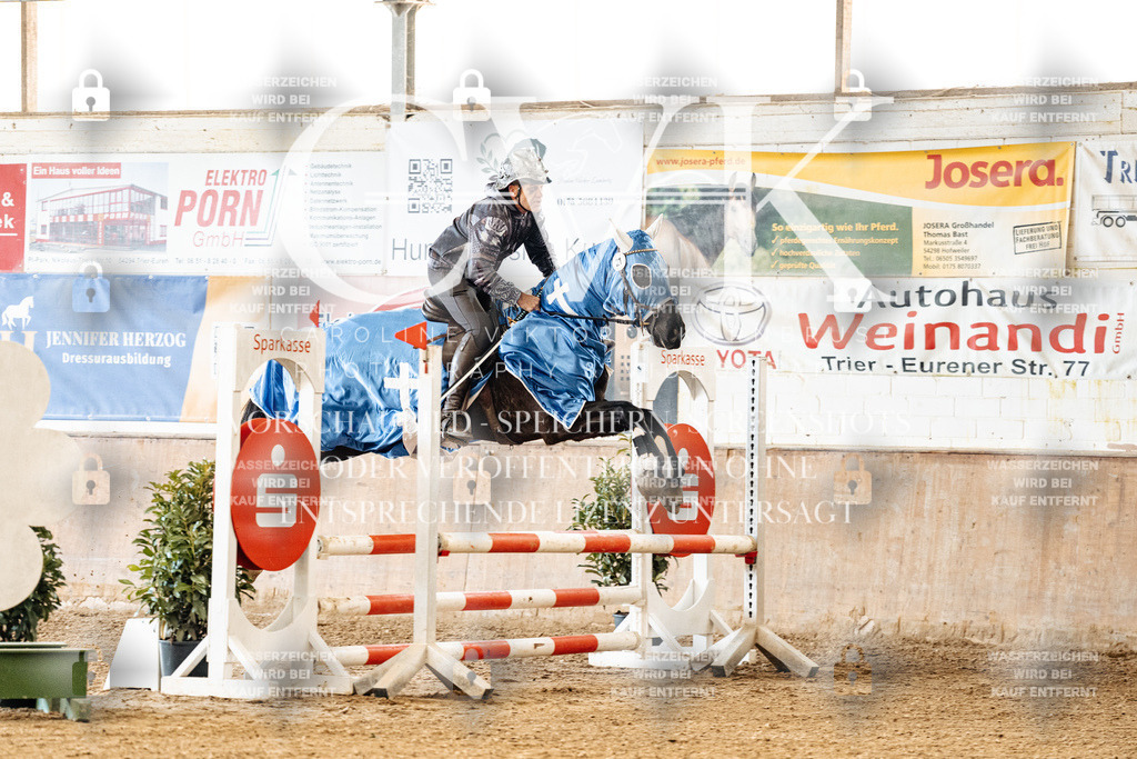 CK905415 | Turnierfotografie Pferdefotografie Trier Rheinland-Pfalz Pferdesport Reitsport Tierfotografie Sportfotografie Pferdevideo Pferdevideografie Equestrianvideography equestrianphotography  - Realisiert mit Pictrs.com