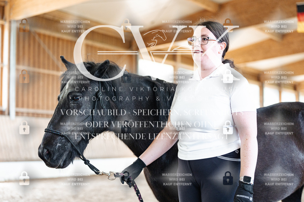 CK907528 | Turnierfotografie Pferdefotografie Trier Rheinland-Pfalz Pferdesport Reitsport Tierfotografie Sportfotografie Pferdevideo Pferdevideografie Equestrianvideography equestrianphotography  - Realisiert mit Pictrs.com