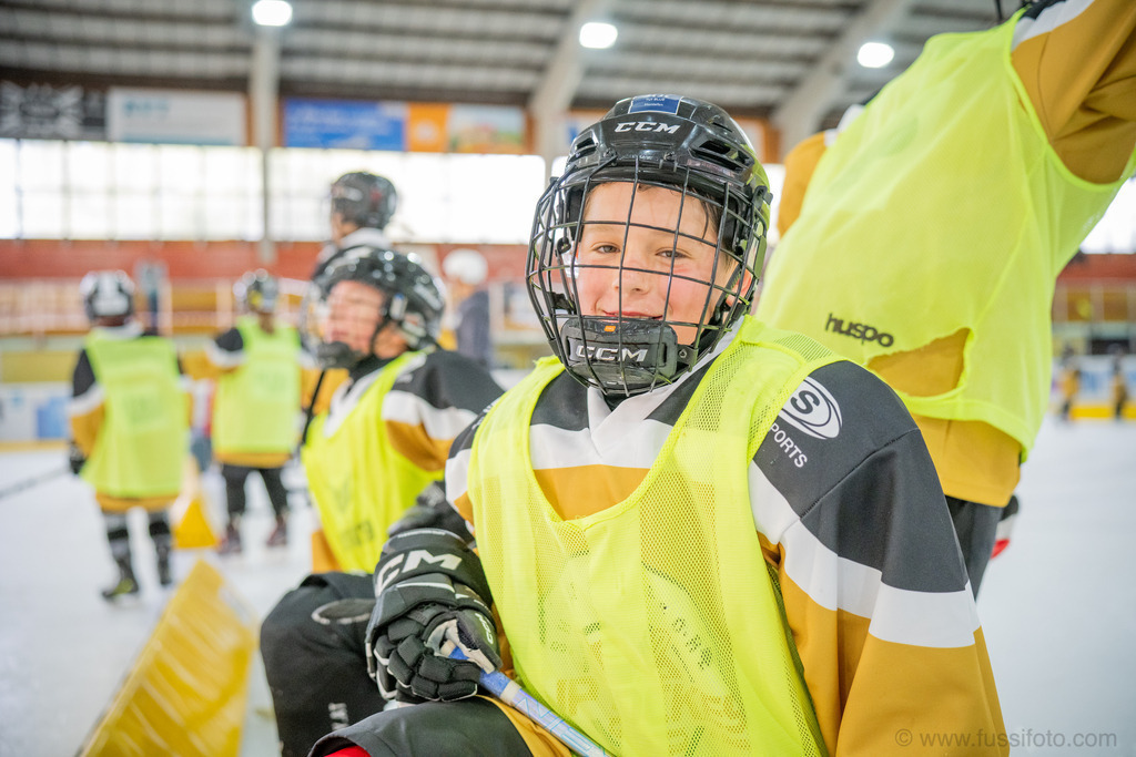 2025-09JP Hockey-Camp-Widnau-1545 | "Fussifoto.com – Ihr Ansprechpartner für hochwertige Fotografie! Entdecken Sie kreative Bilder und professionelle Dienstleistungen. Kontaktieren Sie uns für Ihre Projekte!"
