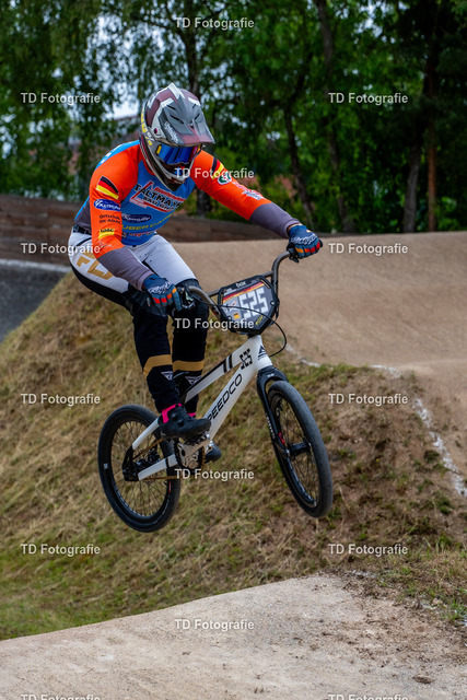 BayBMX2026-04935 | Fotogalerie von Thomas Dettweiler mit Eventbildern und lizenzfreien Fotos. Perfekt als Wandbild, für Büro, Website oder private Nutzung. - Realisiert mit Pictrs.com