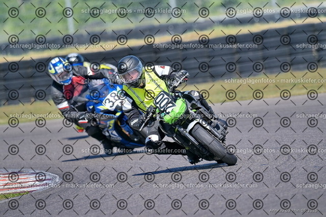 26BT01-1902 | 200 - Realisiert mit Pictrs.com