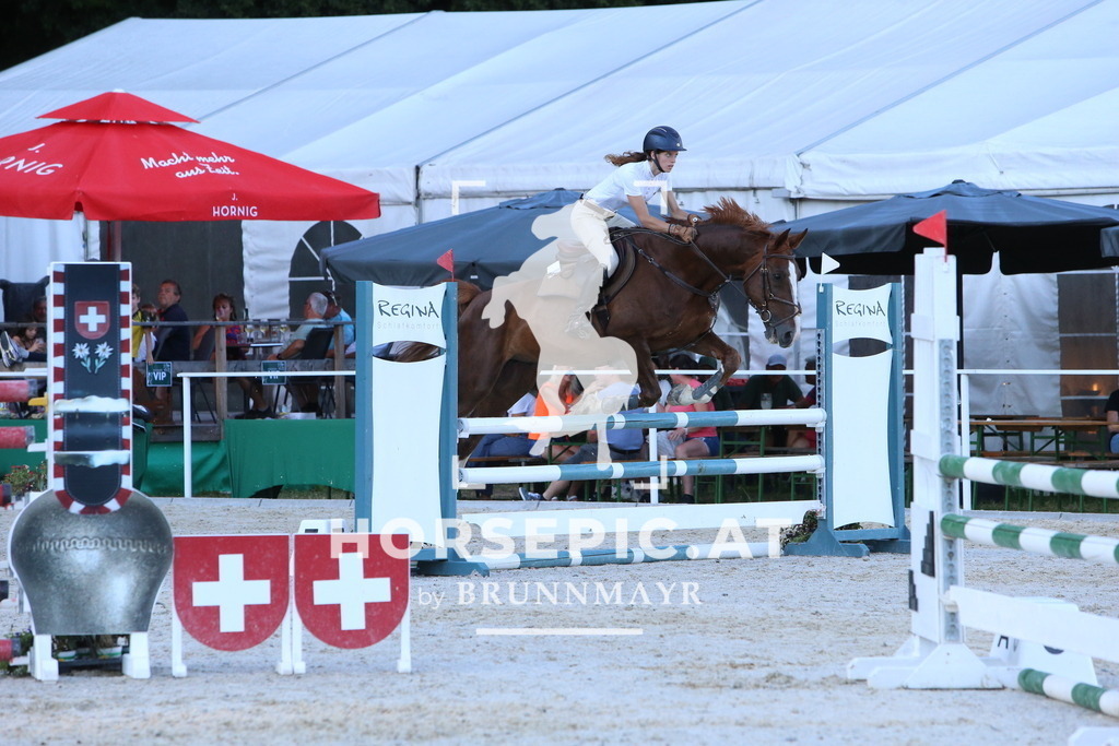 DL2Q8610 | Willkommen bei Brunnmayr - Design & Fotografie – Ihrem Spezialisten für Reitturniere und Pferdeveranstaltungen in Oberösterreich, Salzburg und Bayern! Seit über 17 Jahren sind wir leidenschaftlich dabei.