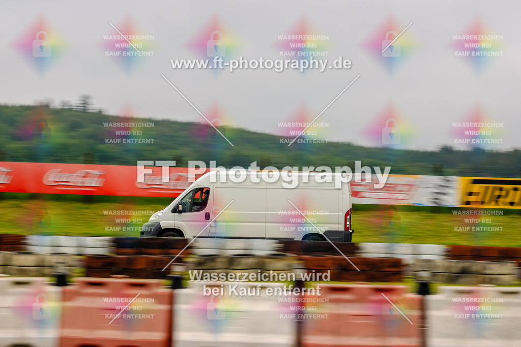 OBK-5181 | Hier findet Ihr Bilder von Touristenfahrten auf der Nürburgring Nordschleife oder von anderen Veranstaltungen die ich besucht habe. Viel Spass beim Durch Schauen 