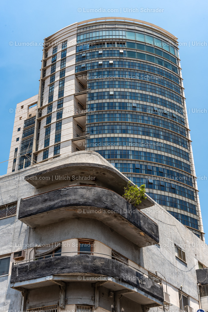 10972-10190 - Tel Aviv - Rothschild Boulevard | Stockfoto und Bilderpool mit Bildmaterial aus Deutschland, dem Harz, Halberstadt, Quedlinburg, Wernigerode und weltweit. Qualitativ hochwertige und professionelle Fotos anschauen und kaufen. - Realisiert mit Pictrs.com
