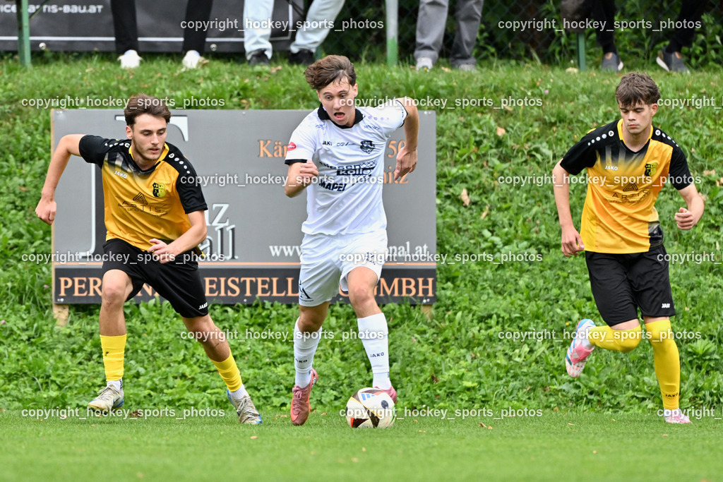 SV Arnoldstein vs. ATUS Velden | #3 Marco Knezevic SV Arnoldstein,#17 David Gappmaier ATUS Velden, #8 Arnes Sacic SV Arnoldstein,  SV Arnoldstein vs. ATUS Velden, SV Arnoldstein vs. ATUS Velden am 16.09.2025 in Arnoldstein (Waldparkstadion Arnoldstein), Austria, (Photo by Bernd Stefan)